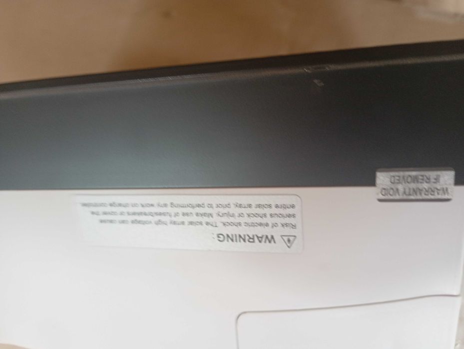 Controler de Încărcare Solar MPPT EPEVER® 50A – 12V/24V/36V/48V DEFECT