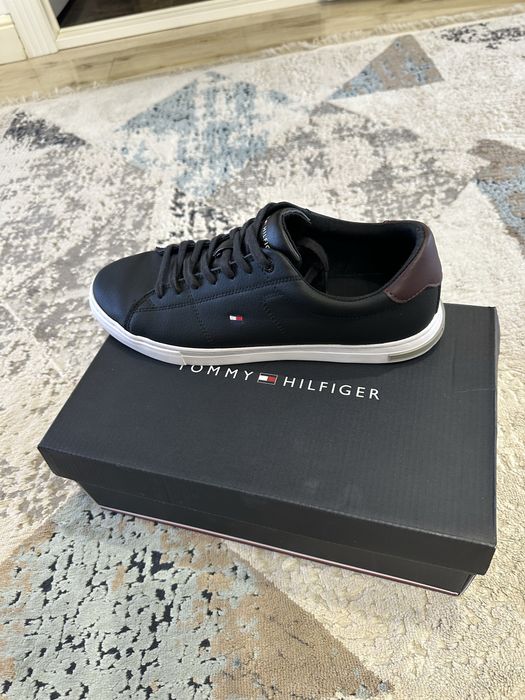Продам Кеды Tommy Hilfiget