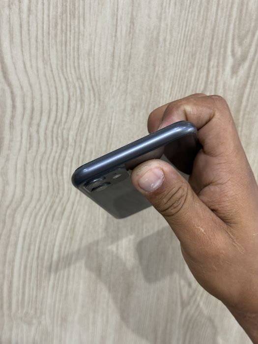 Iphone 11 sotiladi