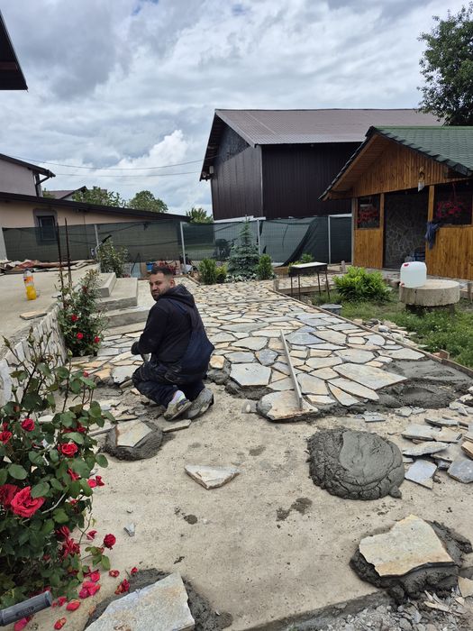 Vand si montez piatra naturala