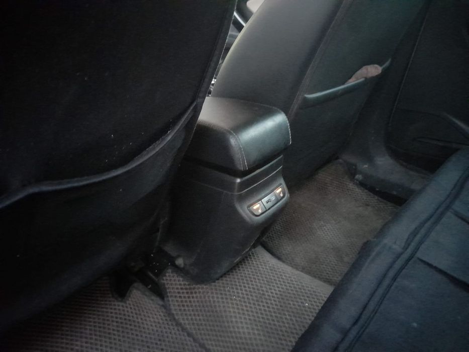 Автомобиль лада веста кросс