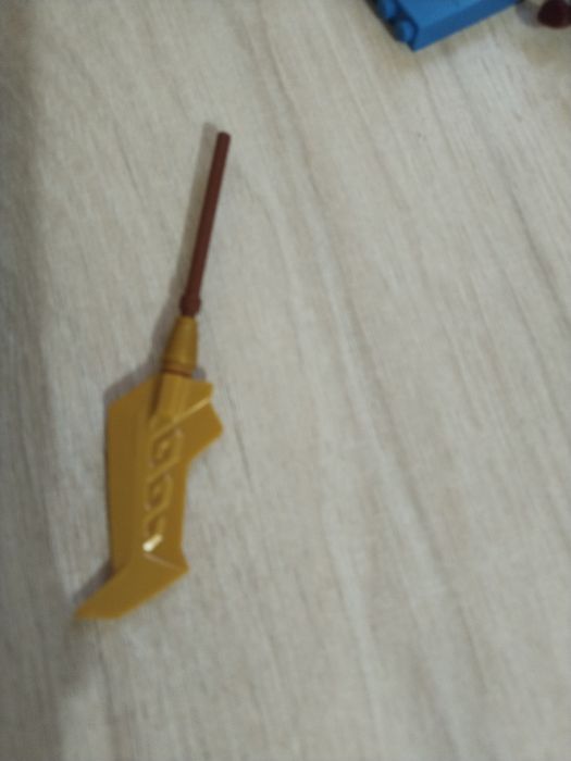 Продам lego робота из нидзяго (руки самодельные)