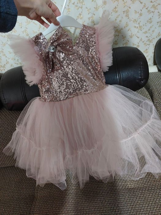 Продам детское платье