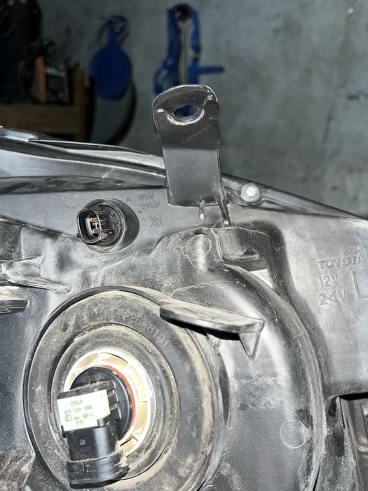 Фары на прадо 2011год  бампер на прадо 150