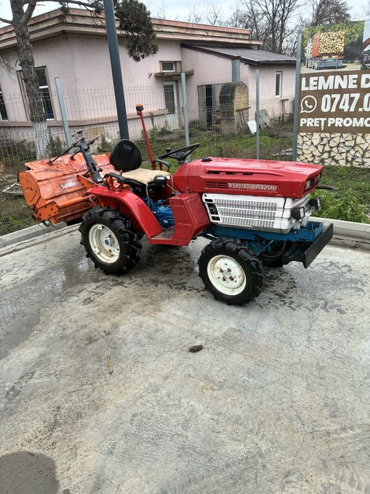 Vând tractoras kubota