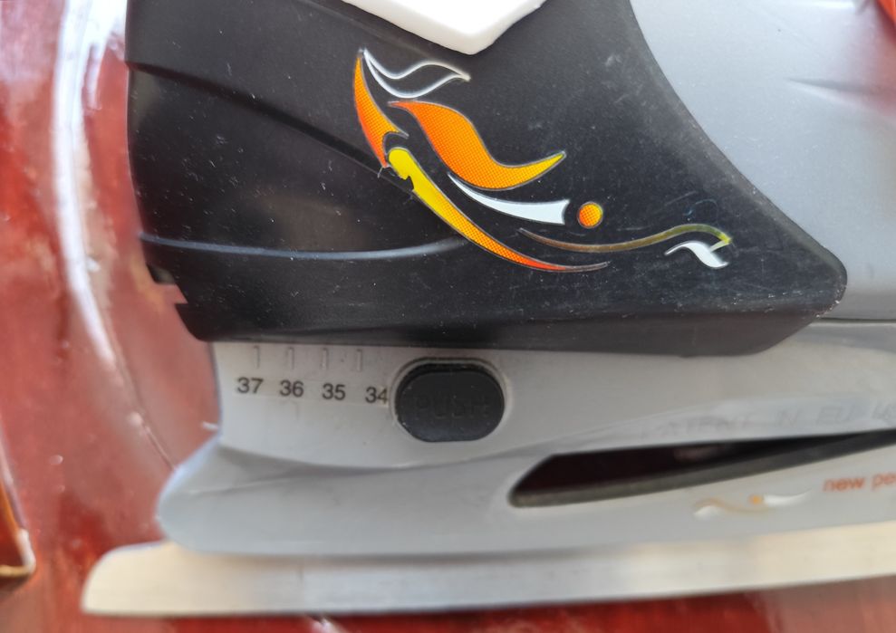 Patine reglabile 34-37