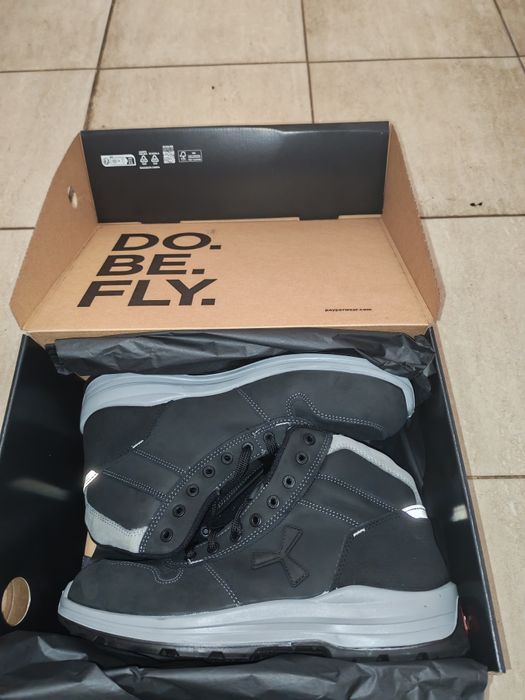 43 номер.Чисто нови боти с бомбе