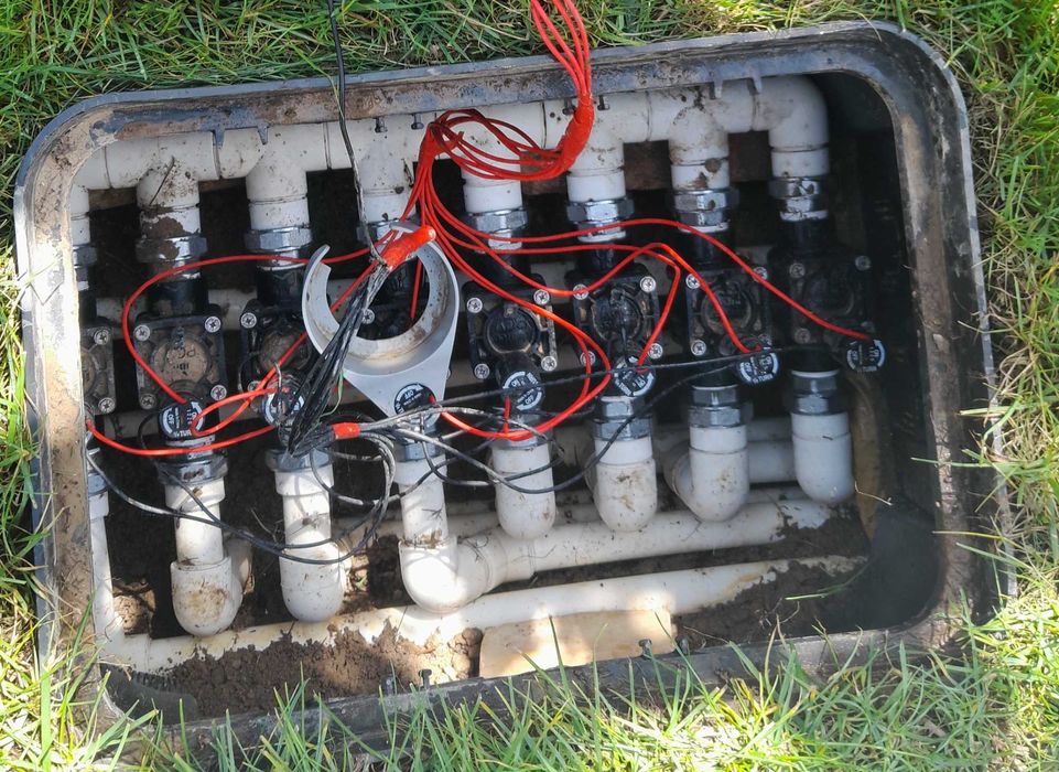 Автоматический полив газона , программирование программаторов полива.