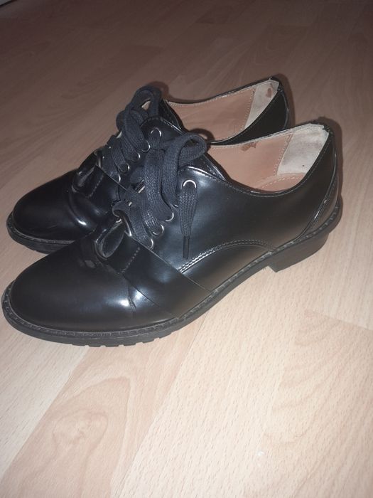 Ботинки кожаные 36 размер