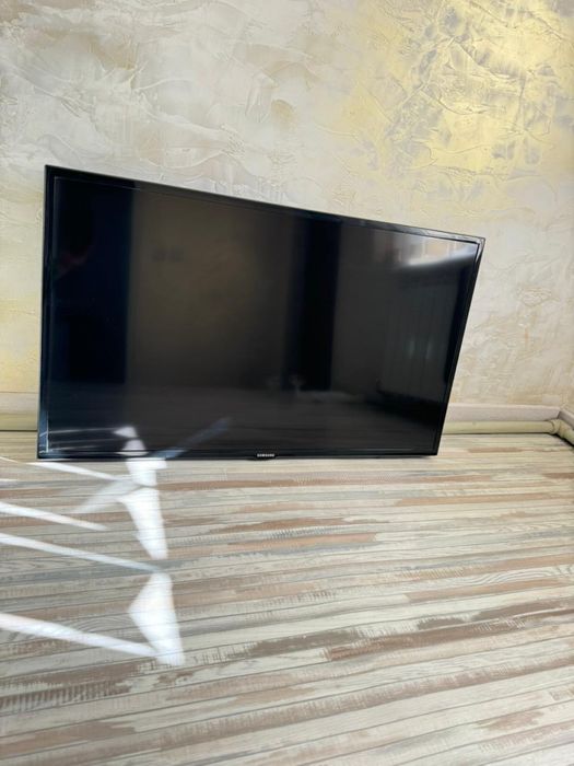 Телевизор  смарт