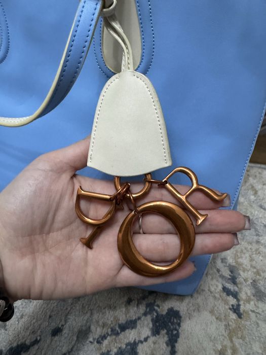 продам сумку шоппер Christian Dior