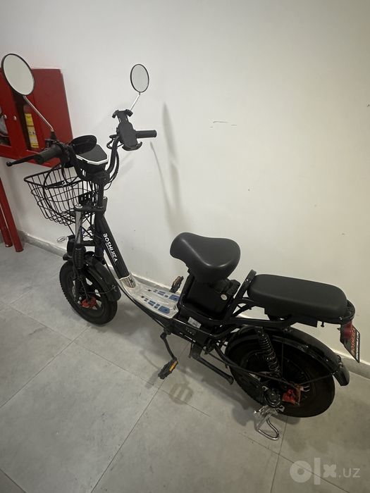 Elektoro skuter velosipet