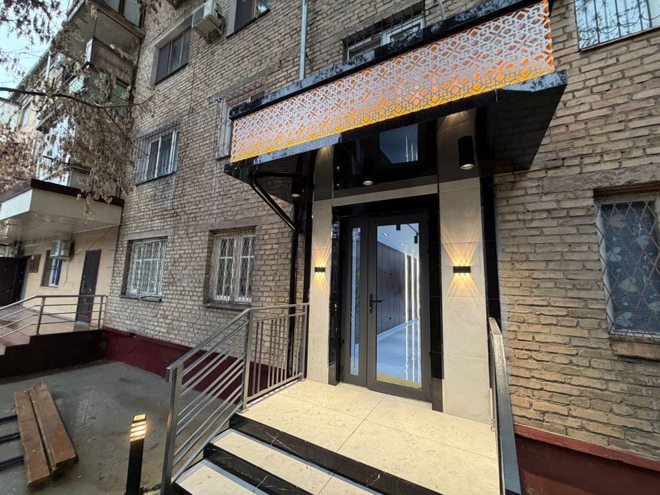 Срочно Продаётся Нежилое Помещения 1.линия Чилонзор ор-р Чупон ота