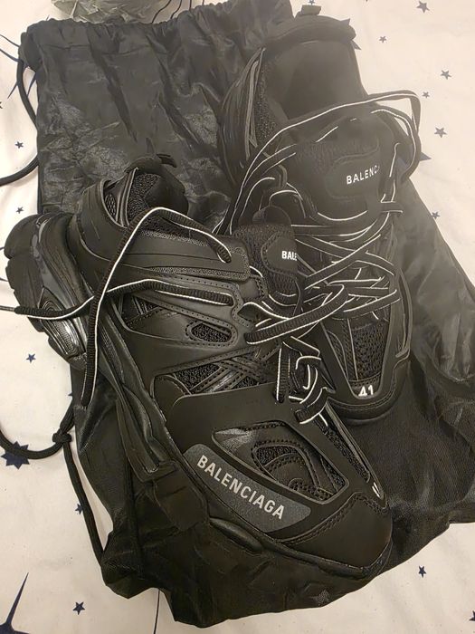 Balenciaga track 41