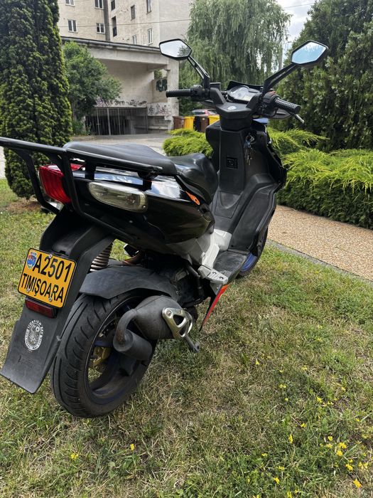 Aprilia sr 50 49cc