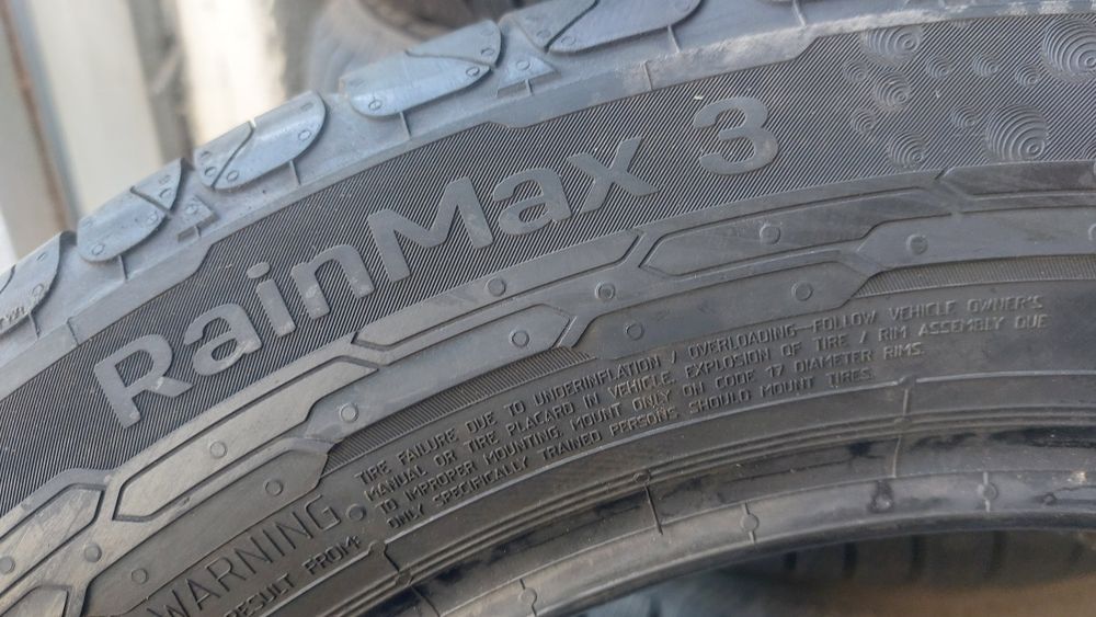 Нови гуми 225/55/17 C Uniroyal Rain Max 4 броя
