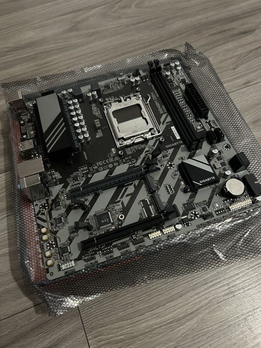 Placa de baza B840m d2h - defecta