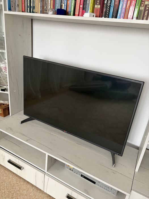 Телевизор LG smart TV