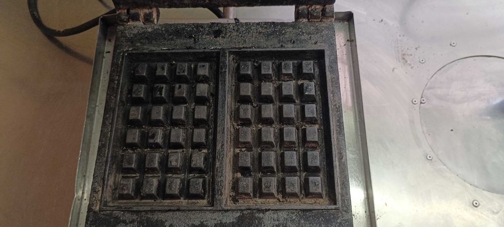 Гофретник Roller Grill