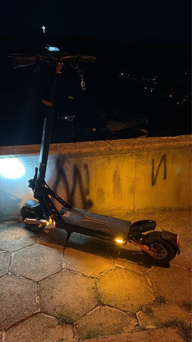 KuKirin G2 Pro Electric Scooter
