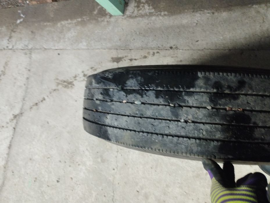 Балон на грузавую машину