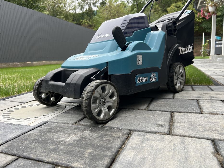 Masina tuns gazon MAKITA