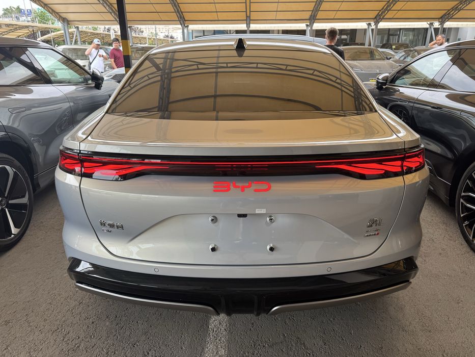 Byd HAn L  AWD  Dual Motor с пробегом  по приемлемой цене