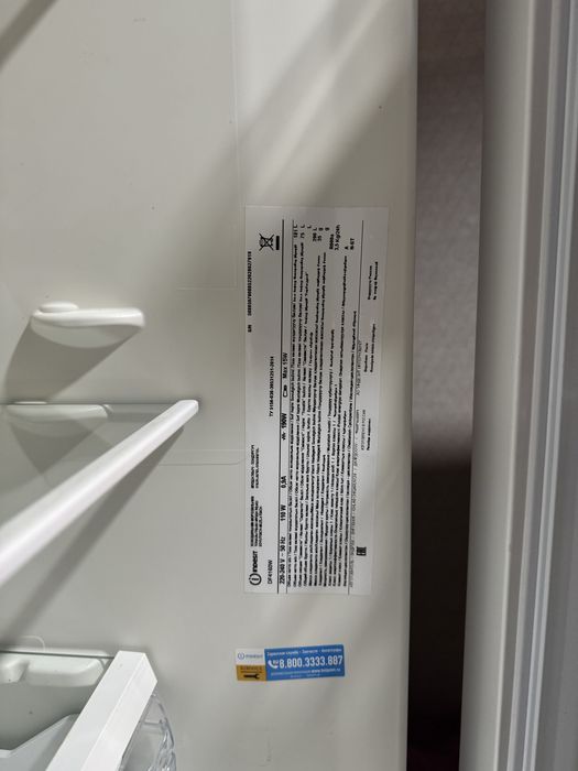 Холодильник Indesit