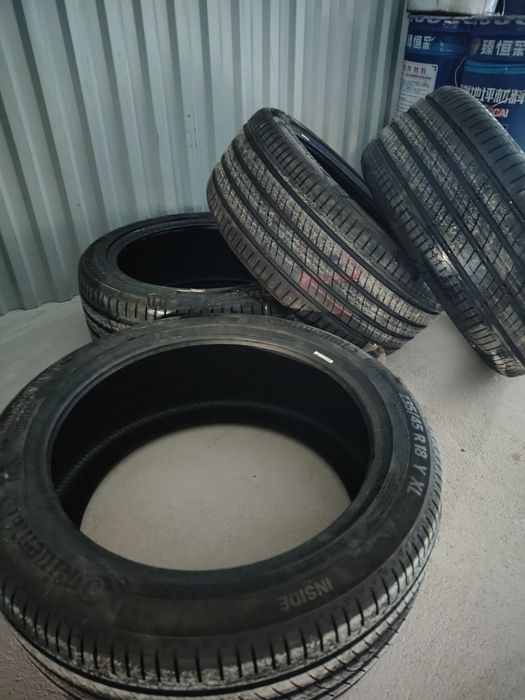 Continental UltraContact R18