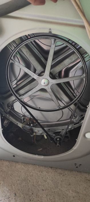 Пералня Indesit на части