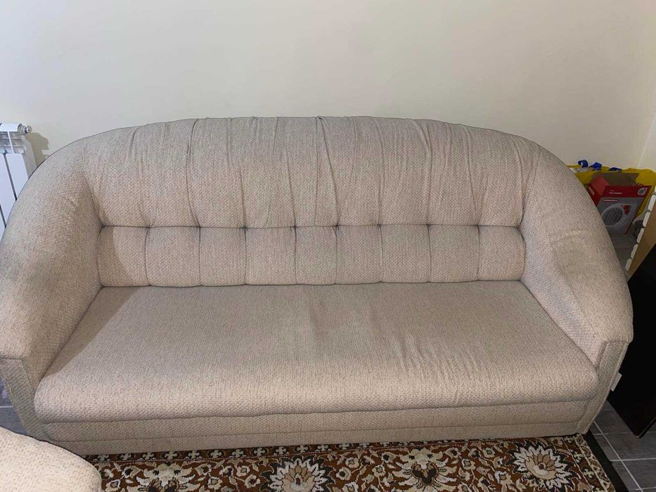 Мебели - дивани, легло и бюро