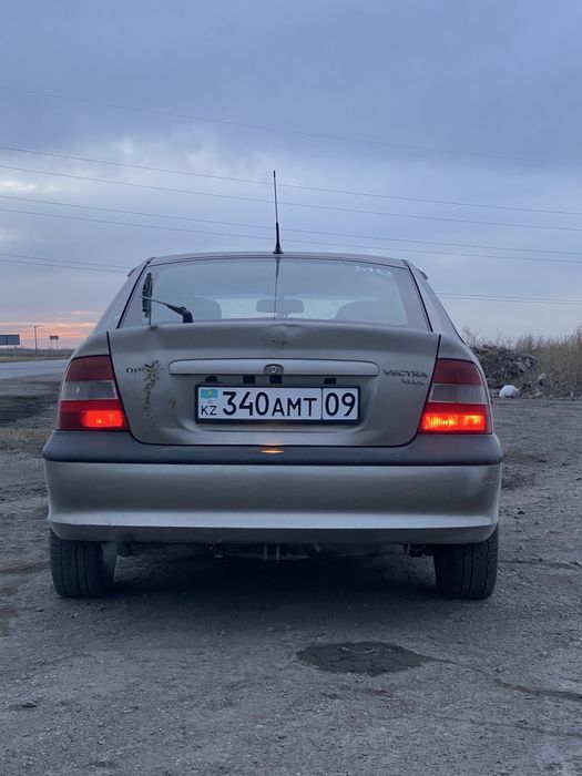 Опель вектра б 1,6
