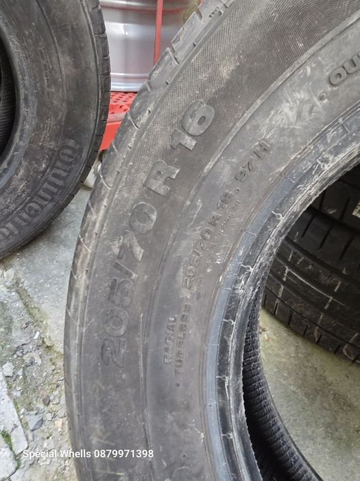 205/70R16 Continental