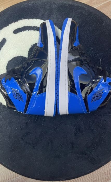 Jordan 1 royal blue