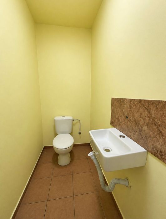 Дава се под наем Магазин в Шумен, Добруджански - 31 кв.м за 297.84 € - Снимка #2