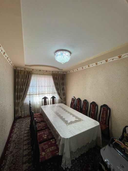 Гулобода зор уй сотилади