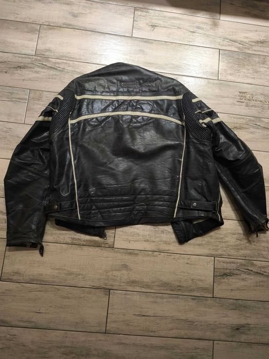 Байкерская куртка . Размер 54