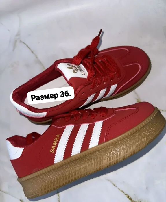 Кроссовки на новые женские