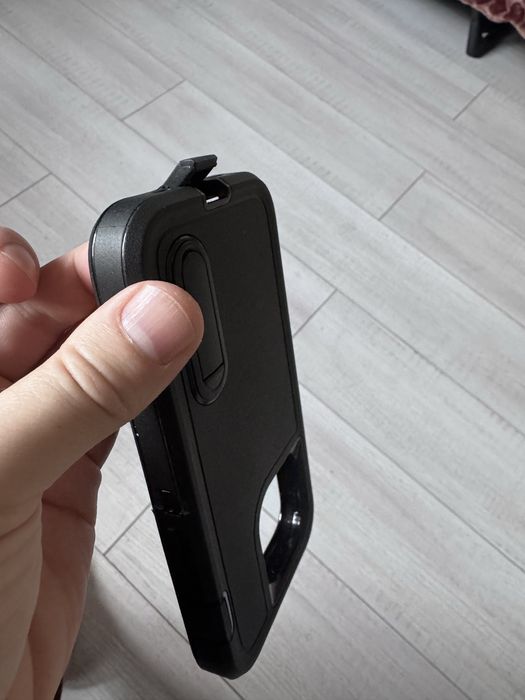 Продам чехол на Iphone 15pro 360