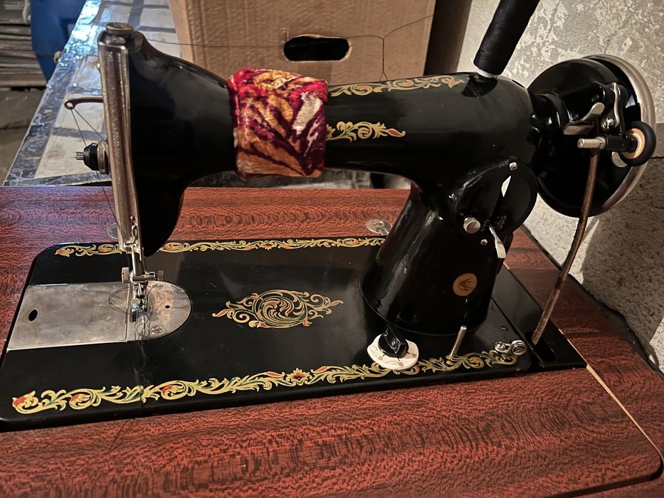 Швейная машинка Советская