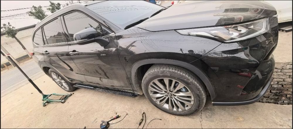 Порог Toyota Highlander