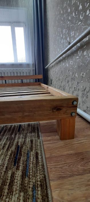 Кровать лофт деревянная.