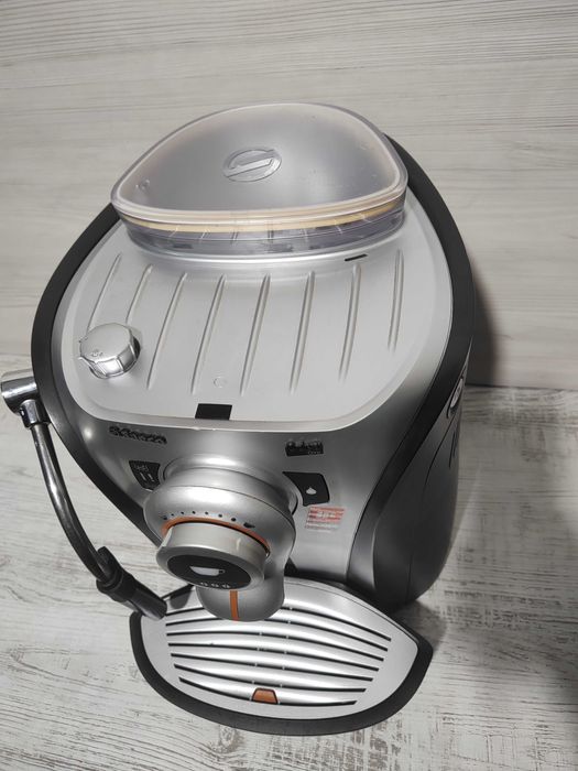 Кафеавтомат - робот Saeco Odea Giro