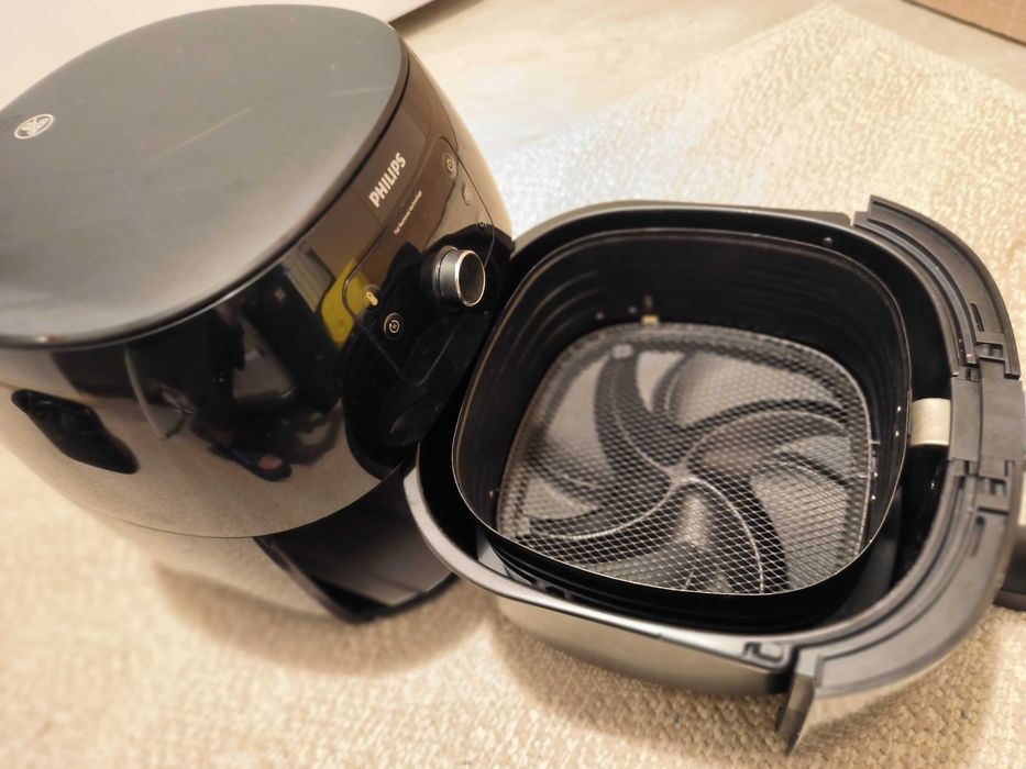Philips Airfryer XXL cu accesorii