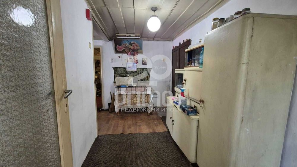 Продава се Етаж от къща в Велико Търново, Асенов - 35 кв.м за 1658 €/кв.м - Снимка #2