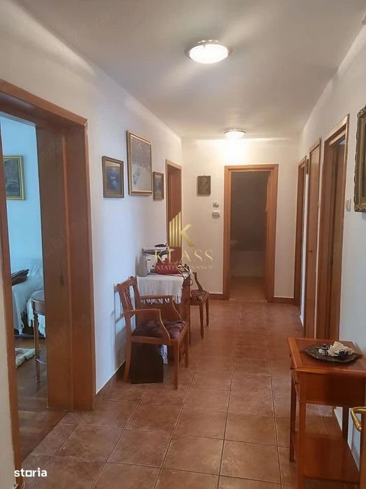 Apartament de inchiriat cu 3 camere - Calea Calarasilor (Universitatea