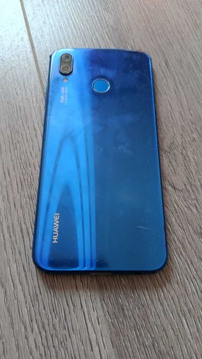 Продам Huawei P20Light