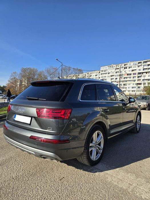 Audi Q7  3.0 TDI