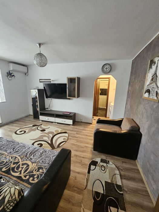 Închiriez apartament 2 camere alexandru