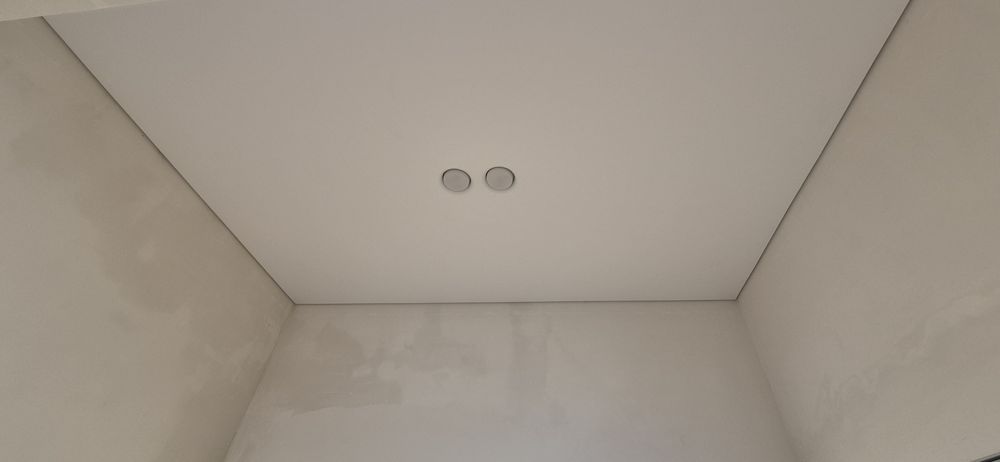 Натяжные потолки !